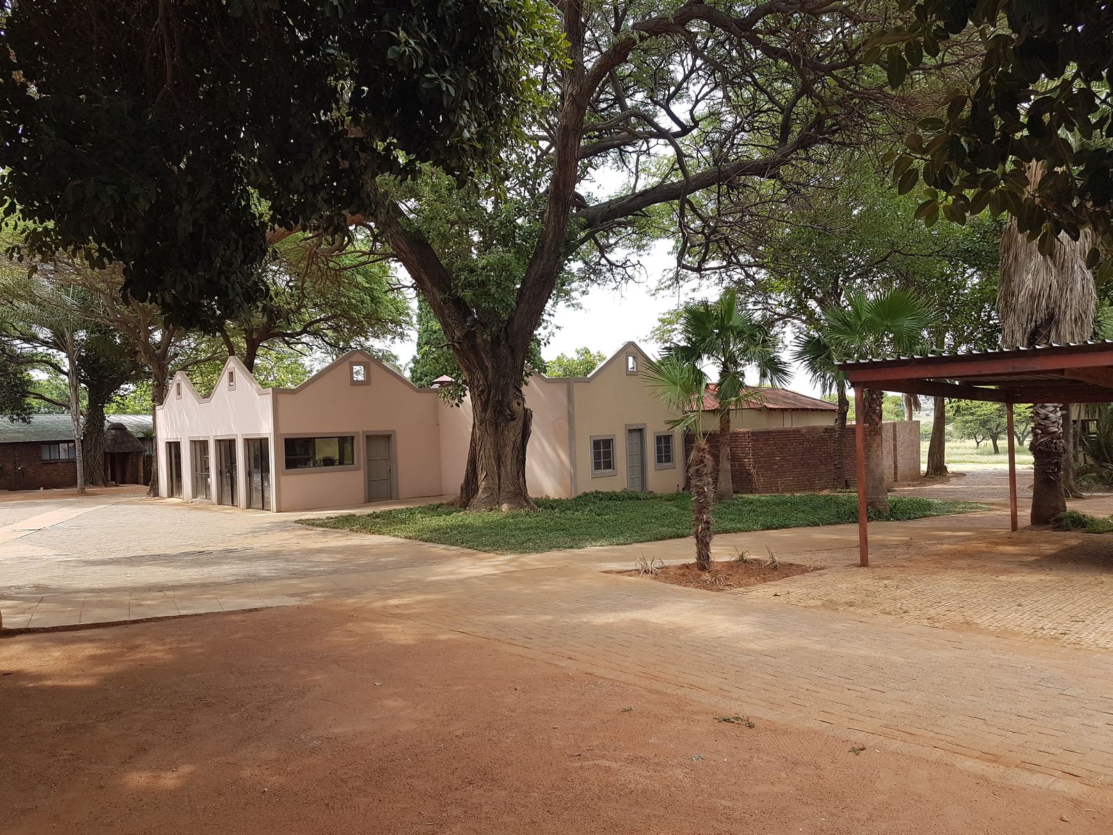 Outdoor activity, grounds and scenery