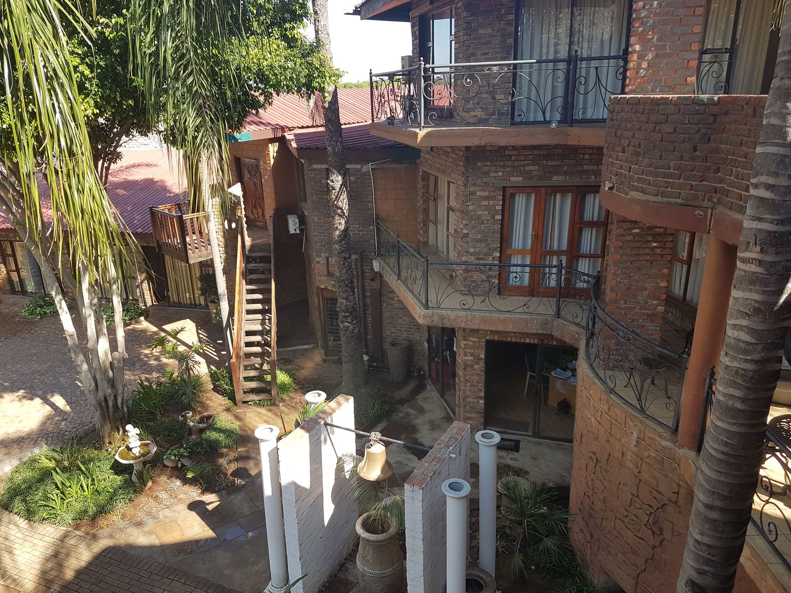 Outdoor activity, grounds and scenery