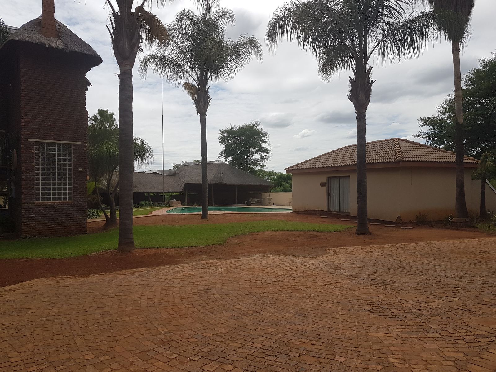 Outdoor activity, grounds and scenery