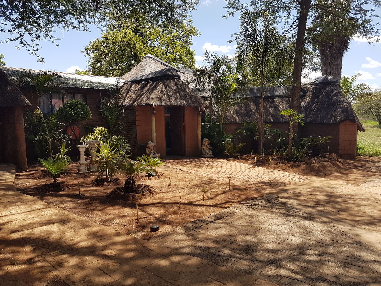 Outdoor activity, grounds and scenery