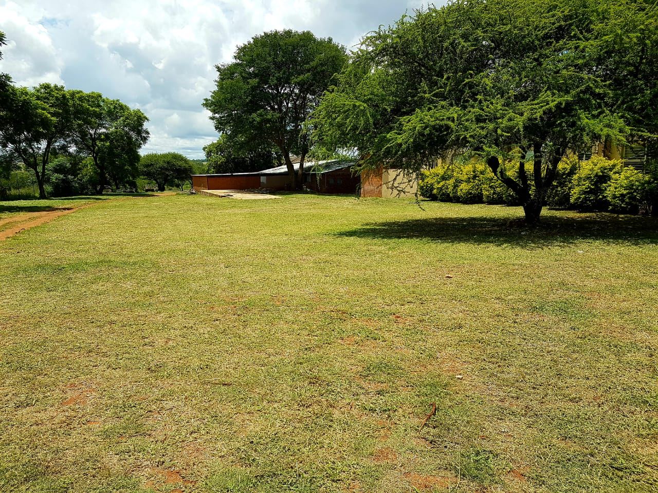 Outdoor activity, grounds and scenery